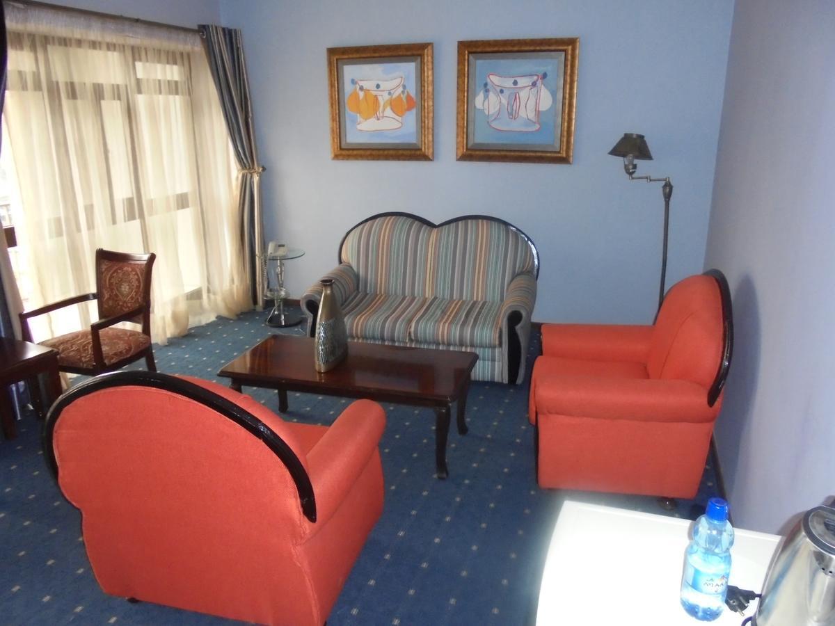 Global Hotel Αντίς Αμπέμπα Εξωτερικό φωτογραφία