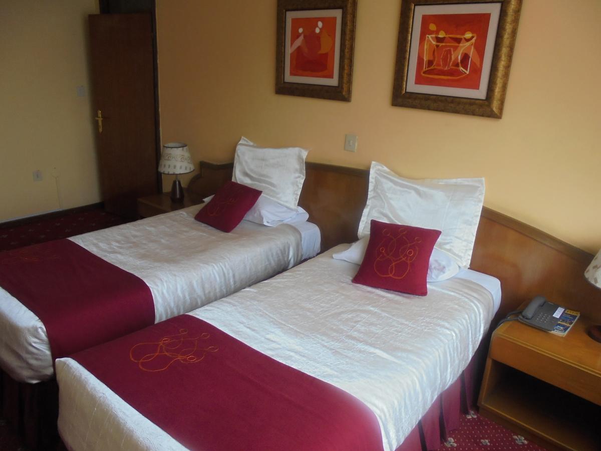Global Hotel Αντίς Αμπέμπα Εξωτερικό φωτογραφία