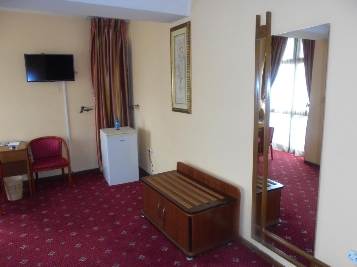 Global Hotel Αντίς Αμπέμπα Εξωτερικό φωτογραφία